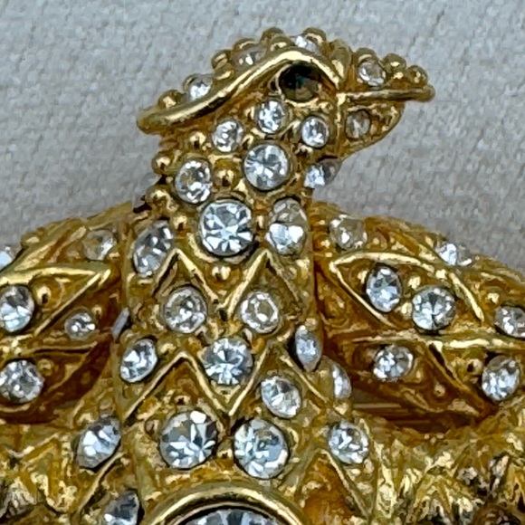 Vintage Ann Hand Crystal Eagle Brooch Gold Tone Heraldic Pin Signed RARE - Picture 8 of 10